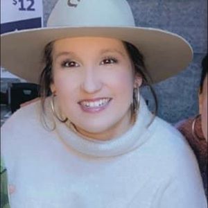 Meet your Posher, Renee